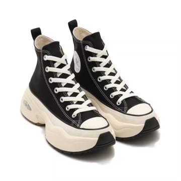 【CONVERSEの厚底】が超かわいい♡ 大人がときめく「最旬シューズ」