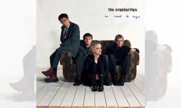 クランベリーズ『No Need To Argue』30周年記念盤8月に発売。チャーチズのイアンによるREMIX収録