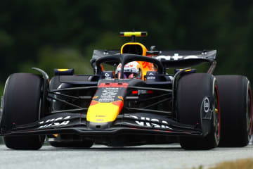 角田裕毅が７番手タイム！ マクラーレン１－２に３番手フェルスタッペン、４番手ストロールと続く【F1オーストリアGP／FP2】