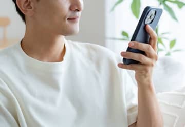 LINEの頻度が合わなくてケンカに…。結婚も意識しているけど、男が彼女との将来が不安なワケ