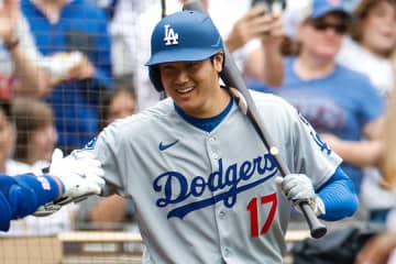 大谷翔平が試合中にまさかの神対応　少年に“サプライズ”…ファン感動「優しいなぁ」