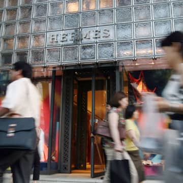 マネーは米国から欧州へ…プレミアムブランドの成長力に託す