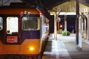 伝説の「山岳夜行」をリブート　大井川鐵道が元近鉄16000系で運転