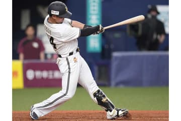 「どんな弾道してんねん」オリ28歳の天井直撃弾にX驚愕　「ヤバすぎ」「人間のなせる事じゃ…」