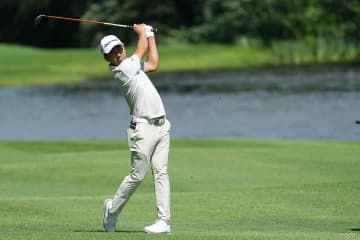 予選ラウンド完了 石坂友宏が首位 生源寺龍憲2打差2位で決勝ラウンドへ