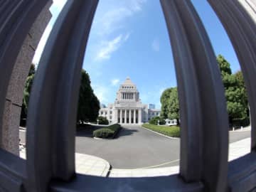 【コラム】政権交代伏線、６年任期の重要参院議員選挙