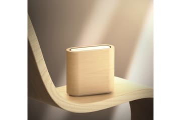 「Wi-Fiルーター」は隠してる？ 見せるタイプがついに出た！