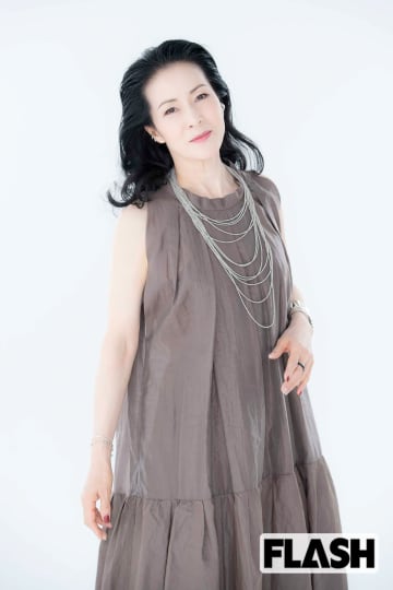 『坂本冬美のモゴモゴ紅白』・第8回／ぶっとい眉におかっぱのカツラ…二度と思い出したくない黒歴史（笑）