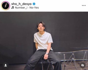 Number_i平野紫耀、ルイ・ヴィトンのコレクションへ...「爆イケ」ピンクコーデは破壊力抜群「とんでもなくかっこいい」