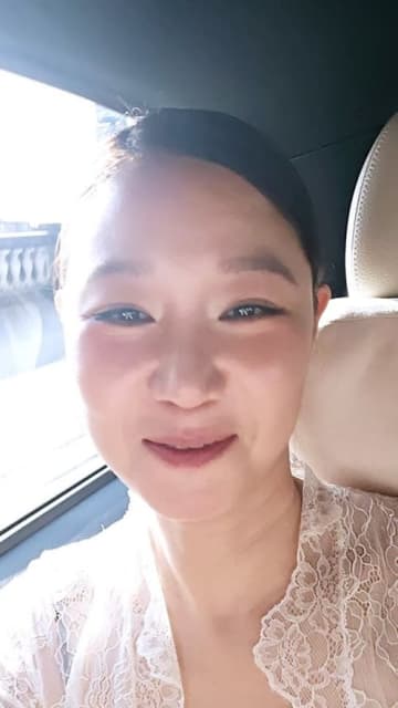 10歳下夫の除隊効果？『椿の花咲く頃』女優コン・ヒョジン、笑顔からあふれ出す“幸せオーラ”【PHOTO】