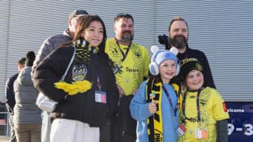 過酷なアウェイ遠征に挑む、世界のサッカークラブサポーターの苦闘ぶり
