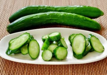 【クックパッドで人気】食べる直前でも間に合う「きゅうりの5分漬け」3レシピを実際に試してみた