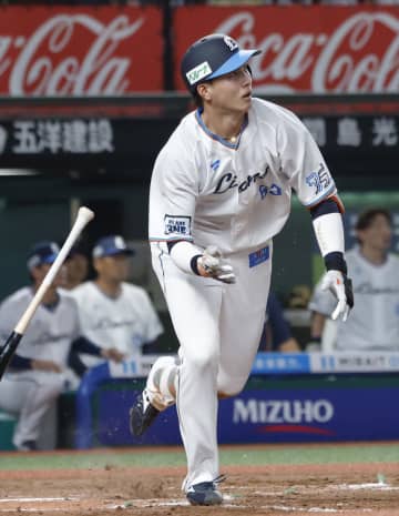西3―2日（28日）　西武・長谷川が逆転打