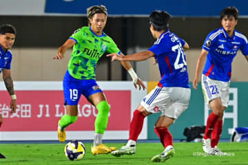 残留争いを占う湘南と横浜FMの“神奈川ダービー”は痛み分けに…横浜FMは連敗ストップ
