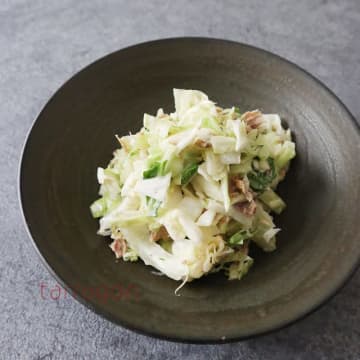 蒸し暑い朝にぴったり！冷たくて栄養満点「ひんやりサラダ」レシピ3選