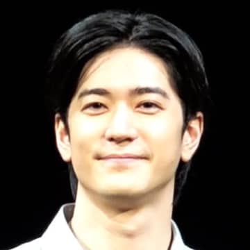 Hey! Say! JUMP・中島裕翔、岡本健一の印象は「パパ」　元メンバーの父と舞台初共演