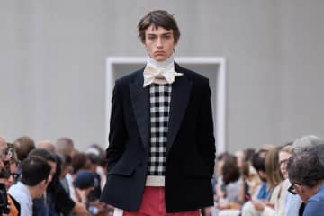 ディオール 2026年夏メンズコレクション - 過去と現在の共鳴、新たな装いへ