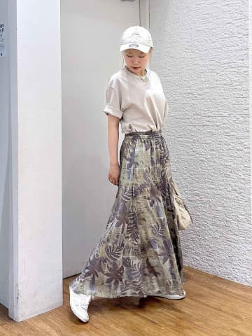 【グローバルワーク】夏の一軍！ 柄ボトムでこなれる「大人っぽコーデ」