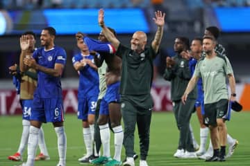終了5分前でまさかの2時間中断…チェルシー指揮官「これはサッカーではない」