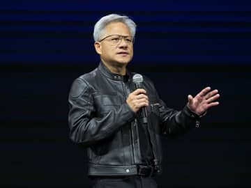 ジェンスンと水冷の祭典だ！――COMPUTEX TAIPEI 2025【道越一郎のカットエッジ】