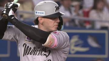 【ロッテ】ソトのタイムリーで1点差　継投策に出たソフトバンクをとらえ同点チャンスも…痛恨の走塁死で好機生かせず
