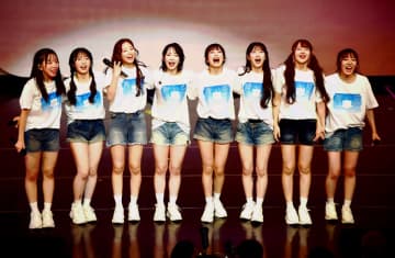 ＡＫＢ４８の１８期生が昇格記念ライブ　秋山由奈「ＡＫＢ４８を引っ張れるようなメンバーに」