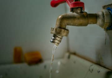 辛すぎる…鎌倉で思わぬ断水、観光地が大混乱　今こそ見直す"断水への備え"とは？身近でできる対策とは？