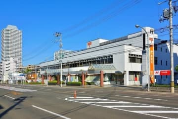 ゆうちょ銀行でお金を貯めるならどんな商品がある？