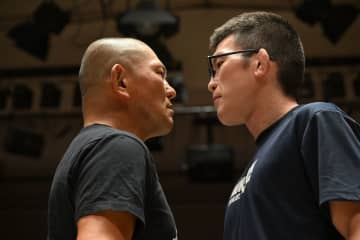 【DDT】UNIVERSAL王者・鈴木みのるが前哨戦で青木真也に失神させられ錯乱！「青木、次は苦しめ！」