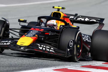 角田裕毅が16位...10秒ペナで完走車の最下位。VERもリタイヤしRBRがホームでまさかの“０点”。ノリスが今季３勝目！【F1オーストリアGP】