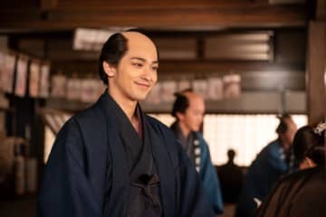 『べらぼう』“蔦重”横浜流星、“鶴屋”風間俊介の行動に涙　ネットもらい泣き「粋すぎる」「少年ジャンプ大河」