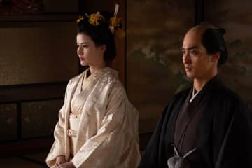 【べらぼう】蔦重とていの晴れ姿に視聴者感激「顔面最強夫婦」「美しい夫婦」