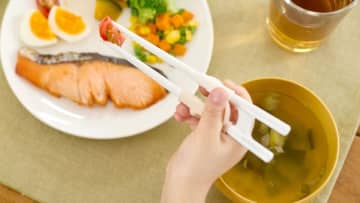 お箸を正しく美しく「エジソンのお箸ラストステップ 子ども用」新発売！