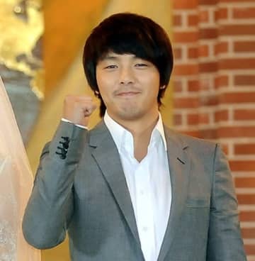 『冬のソナタ』俳優パク・ヨンハさんがこの世を去って15年…32歳で早すぎる別れ、日本でも絶大な人気