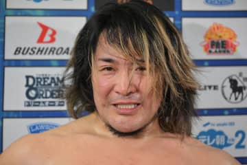 【新日本】棚橋弘至、丸藤正道との共闘に涙と誇り「僕がレスラーとしてやってこれた、今日の大会がその証明だと思います」