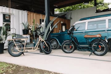 堂々デビュー！特定小型原付規格「Bronx Buggy Throttle」登場　ファットタイヤとバイクスタイルで個性を出す