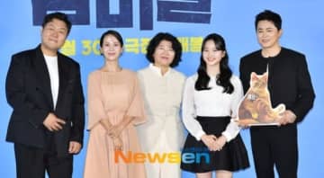【PHOTO】チョ・ジョンソク&チェ・ユリら、映画「ゾンビになってしまった私の娘」制作報告会に出席（動画あり）