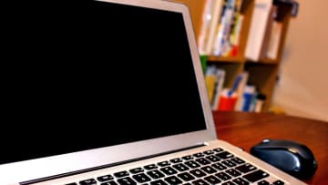 パソコンの「シャットダウン」は不要？電源はスリープ・休止状態だけで本当に大丈夫か