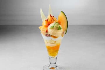 夏の小樽で味わう♡ルタオパトスのパフェ＆チーズケーキでひと休み