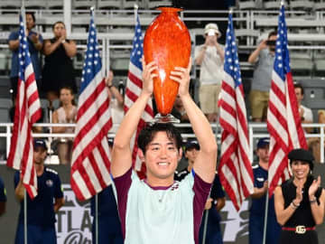 西岡良仁がツアー3勝目でトップ50に返り咲く「今大会最後のチャンピオンになれたことを誇りに思う」[アトランタ・オープン]