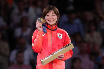 角田夏実を軽々投げる“柔道家じゃない”人物に本人衝撃「ジェットコースターみたい」　正体は