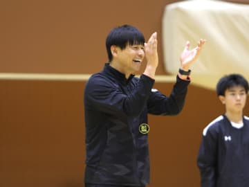 サントリー　来年4月に箕面自由学園高と共同でU18チームを新設