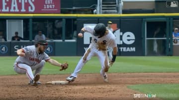 「信じられない」MLBで23歳新人が“忍者盗塁” 判定を覆した「とんでもないスライディング」に現地実況＆MLB公式Xも驚きと賞賛
