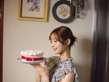 名店のパティシエが教える。モデル・松川星さんが学ぶ正しいフランス菓子 vol.12|「シャルロット」＜最終回＞