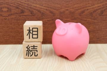 母の遺産分割協議後にタンス預金「3000万円」を発見！すでに相続税は支払ったのですが、今回も税金申告が必要なのでしょうか？