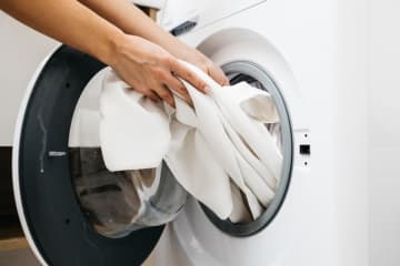 「乾燥機付き洗濯機」に買い替えたのは嬉しいのですが、電気代がコワいです…。毎日使用したら電気代は月いくらになりますか？