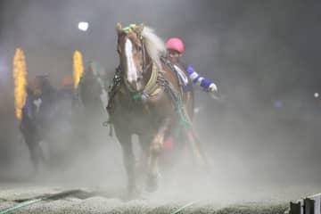 【ばんえい・柏林賞】牝馬カフカが力でねじ伏せた！牡馬相手に重賞制覇、4歳路線一冠目奪取