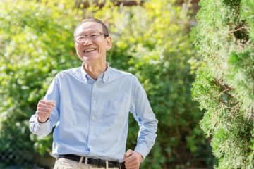繰り上げ年金月15万円「自然に囲まれ散歩が楽しい。高血圧も改善した」61歳男性の老後の暮らし
