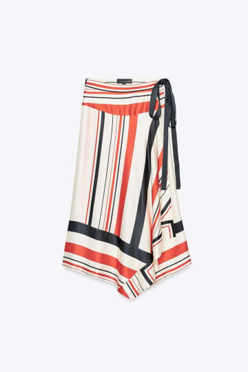 【ZARA】穿くだけで主役級♡「柄スカート」