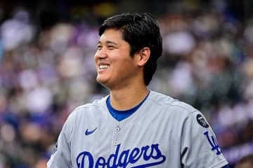 大谷と敵軍スターの1枚「一流は一流を理解する」　カメラマンが逃さなかった一瞬の交流が話題